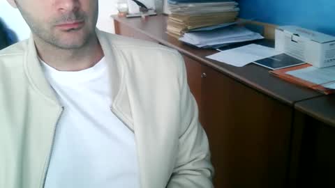 Snapshot of giuseppevai1 chatting on 05/02/26, 09:03 giuseppevai1 online show from 05/02/26, 09:03