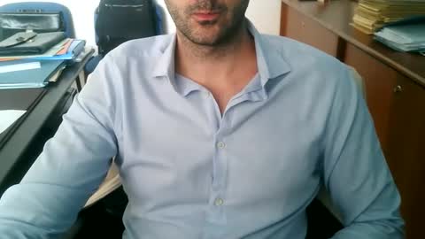 Snapshot of giuseppevai1 chatting on 05/06/26, 09:58 giuseppevai1 online show from 05/06/26, 09:58