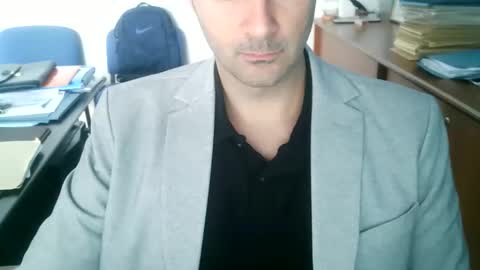 Snapshot of giuseppevai1 chatting on 05/19/26, 08:42 giuseppevai1 online show from 05/19/26, 08:42