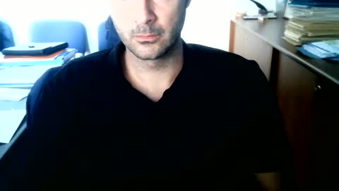 Snapshot of giuseppevai1 chatting on 06/09/26, 07:53 giuseppevai1 online show from 06/09/26, 07:53