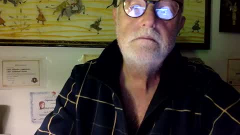 Snapshot of giutomma930394 chatting on 11/18/25, 06:23 giutomma930394 online show from 11/18/25, 06:23