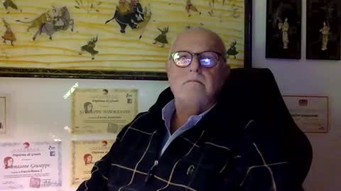 Snapshot of giutomma930394 chatting on 11/30/25, 02:43 giutomma930394 online show from 11/30/25, 02:43