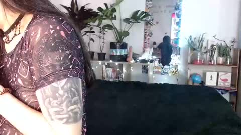 Nice to meet you my name is Heyli  online show from 12/02/24, 02:31