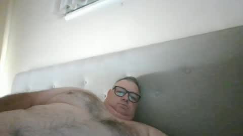 Snapshot of gixxer06 chatting on 06/06/26, 10:36 bi Gixxer online show from 06/06/26, 10:36