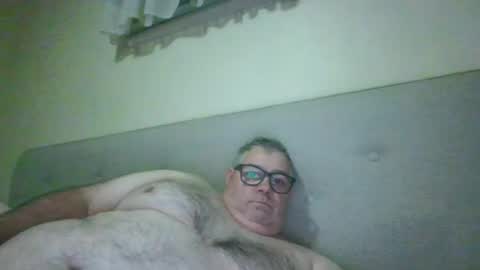 Snapshot of gixxer06 chatting on 07/29/26, 07:39 bi Gixxer online show from 07/29/26, 07:39