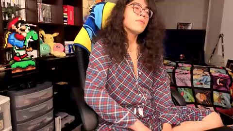 glaceon9 online show from 11/10/25, 02:05