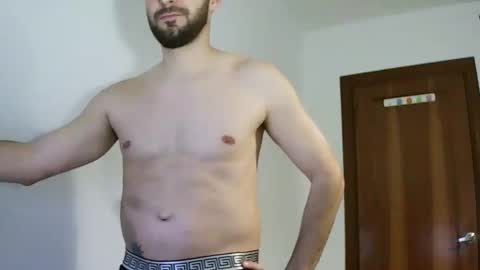 Snapshot of gladiator_18 chatting on 02/05/25, 12:53 gladiator_18 online show from 02/05/25, 12:53