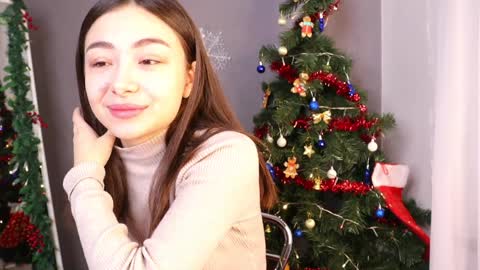 Snapshot of gladysacreman chatting on 01/06/25, 04:26 Michelle online show from 01/06/25, 04:26