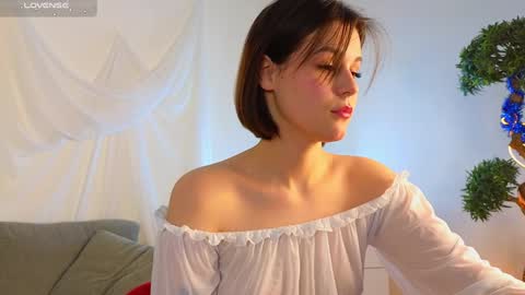 Snapshot of gladysacreman chatting on 02/07/25, 03:12 Michelle online show from 02/07/25, 03:12