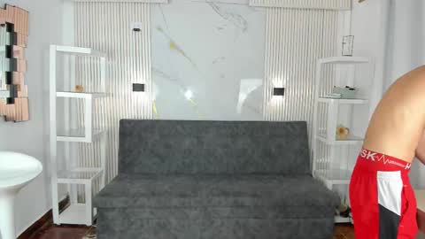 glamorous_ggh online show from 11/24/25, 06:18