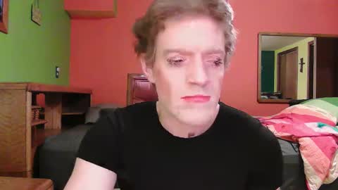 glam trans goddess online show from 11/14/25, 03:44