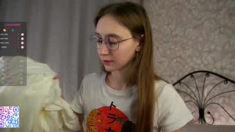 Sandra  online show from 03/02/25, 12:20