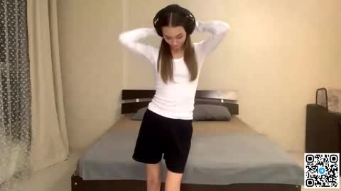 Catalina online show from 11/18/25, 11:03