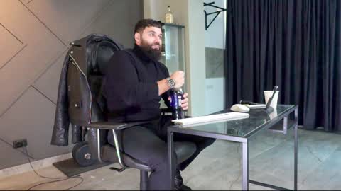 Snapshot of glennmasters chatting on 01/02/25, 07:12 Matthew .. for short call me Matt online show from 01/02/25, 07:12