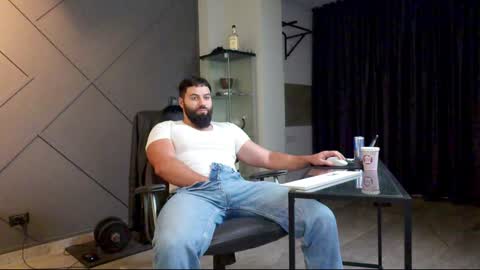 Snapshot of glennmasters chatting on 01/04/25, 08:16 Matthew .. for short call me Matt online show from 01/04/25, 08:16