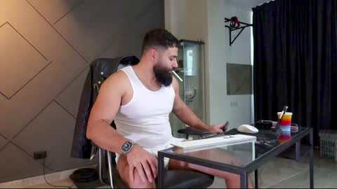 Snapshot of glennmasters chatting on 01/15/25, 07:48 Matthew .. for short call me Matt online show from 01/15/25, 07:48