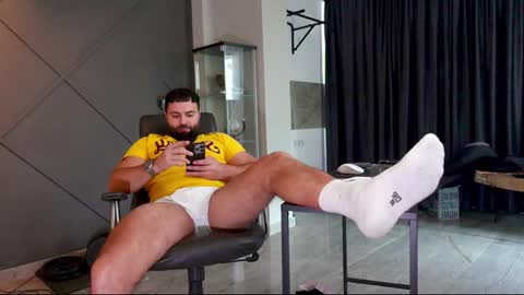 Snapshot of glennmasters chatting on 01/20/25, 10:40 Matthew .. for short call me Matt online show from 01/20/25, 10:40