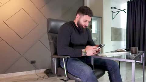 Snapshot of glennmasters chatting on 02/10/25, 10:53 Matthew .. for short call me Matt online show from 02/10/25, 10:53