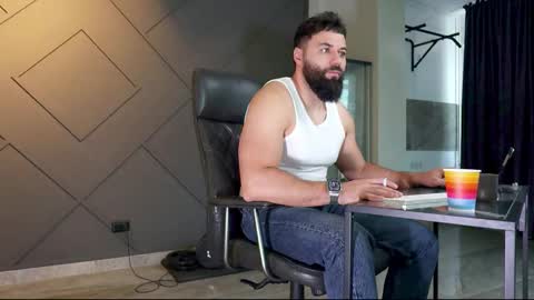 Snapshot of glennmasters chatting on 02/11/25, 06:30 Matthew .. for short call me Matt online show from 02/11/25, 06:30