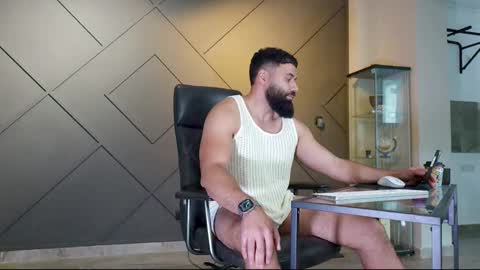 Snapshot of glennmasters chatting on 02/16/25, 12:32 Matthew .. for short call me Matt online show from 02/16/25, 12:32