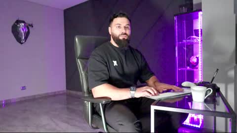 Snapshot of glennmasters chatting on 03/07/25, 09:59 Matthew .. for short call me Matt online show from 03/07/25, 09:59