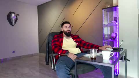 Snapshot of glennmasters chatting on 03/10/25, 12:48 Matthew .. for short call me Matt online show from 03/10/25, 12:48