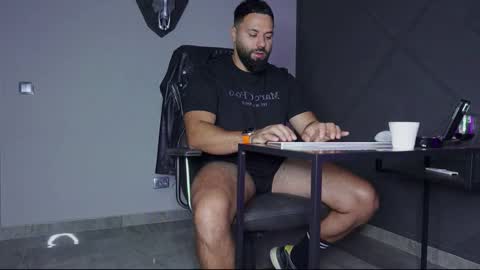 Snapshot of glennmasters chatting on 09/12/25, 10:43 Matthew .. for short call me Matt online show from 09/12/25, 10:43