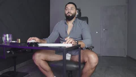 Snapshot of glennmasters chatting on 10/03/25, 07:44 Matthew .. for short call me Matt online show from 10/03/25, 07:44