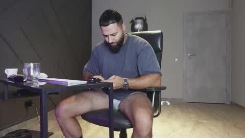 Snapshot of glennmasters chatting on 10/07/25, 09:23 Matthew .. for short call me Matt online show from 10/07/25, 09:23