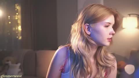 Snapshot of glimmerwave chatting on 12/14/25, 05:40 Gracia online show from 12/14/25, 05:40