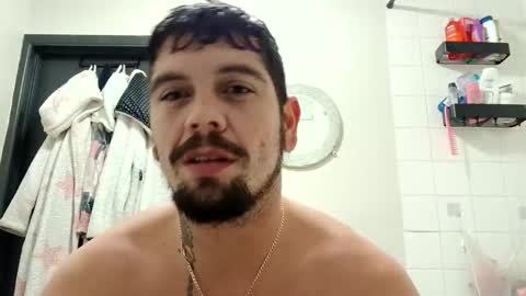 Snapshot of glitch117485 chatting on 11/09/25, 11:25 glitch117485 online show from 11/09/25, 11:25