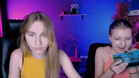 Snapshot of gloria_bubble chatting on 10/09/25, 12:58 your dream online show from 10/09/25, 12:58