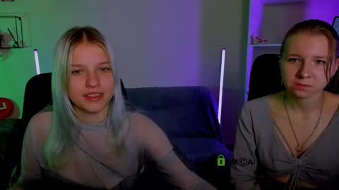 Snapshot of gloria_bubble chatting on 10/19/25, 08:48 your dream online show from 10/19/25, 08:48