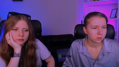 Snapshot of gloria_bubble chatting on 11/06/25, 09:54 your dream online show from 11/06/25, 09:54