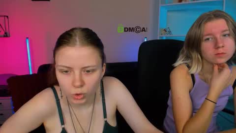 Snapshot of gloria_bubble chatting on 11/16/25, 10:21 your dream online show from 11/16/25, 10:21