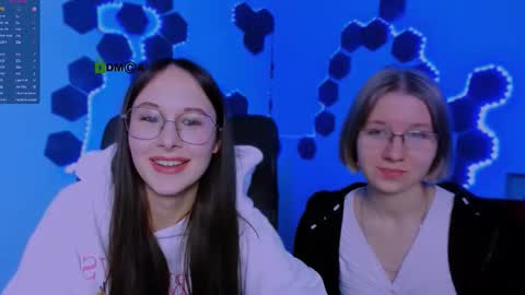 Snapshot of gloria_bubble chatting on 12/14/25, 08:24 your dream online show from 12/14/25, 08:24