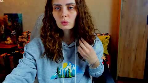 Snapshot of gloria_wood chatting on 12/21/25, 06:26 Gloria Wood online show from 12/21/25, 06:26