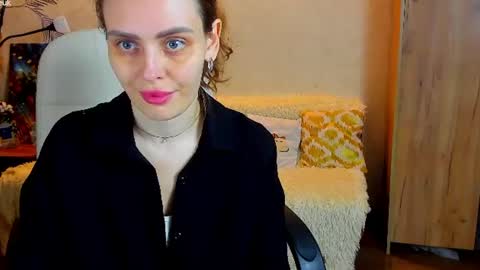 Gloria Wood online show from 06/18/26, 07:07