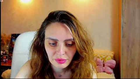 Gloria Wood online show from 07/18/26, 09:18