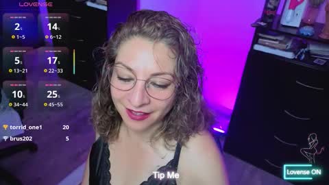 Snapshot of gloriacrespo chatting on 10/30/25, 11:49 gloriacrespo online show from 10/30/25, 11:49