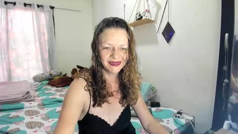 Snapshot of gloriawhitte7 chatting on 10/27/25, 08:13 gloriawhitte7 online show from 10/27/25, 08:13