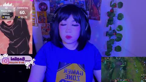 Snapshot of gloriette__ chatting on 12/21/24, 11:55 LALISA online show from 12/21/24, 11:55