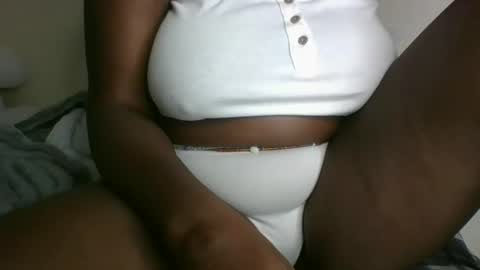 glorious_t online show from 11/01/25, 02:13