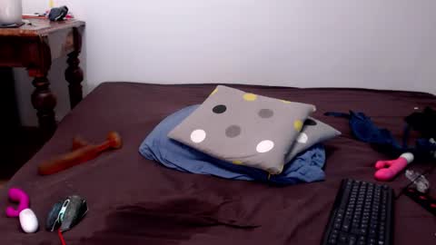 Snapshot of gloryloli chatting on 01/26/25, 04:41 Tanya online show from 01/26/25, 04:41