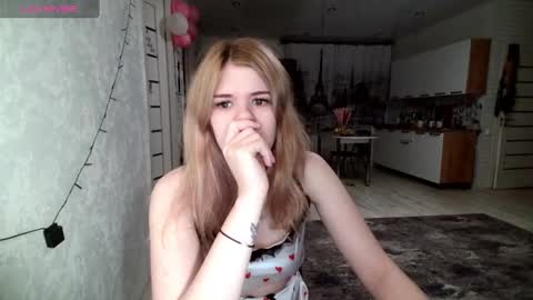  Roxy  online show from 12/04/24, 02:31