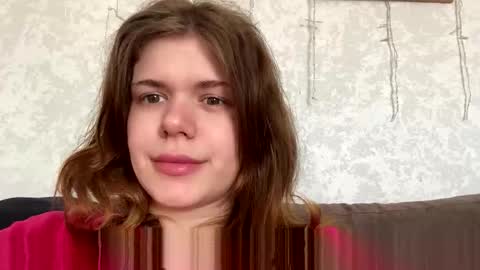 Snapshot of glossy_girl_1 chatting on 05/03/26, 10:32 Roxy online show from 05/03/26, 10:32