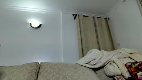 glossybae online show from 12/02/25, 01:22