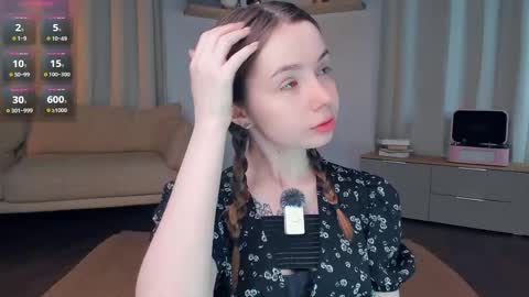 Ann Eliz and Gigi online show from 05/10/26, 08:14
