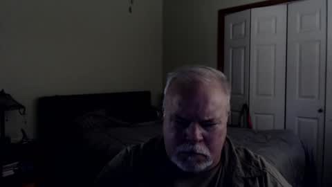 Snapshot of gmctruckguy chatting on 10/22/25, 07:35 gmctruckguy online show from 10/22/25, 07:35