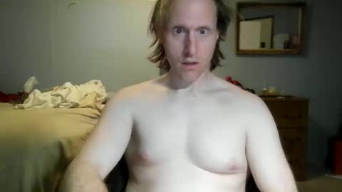 Snapshot of gnger31foru chatting on 06/07/26, 01:21 Steven Meadow online show from 06/07/26, 01:21